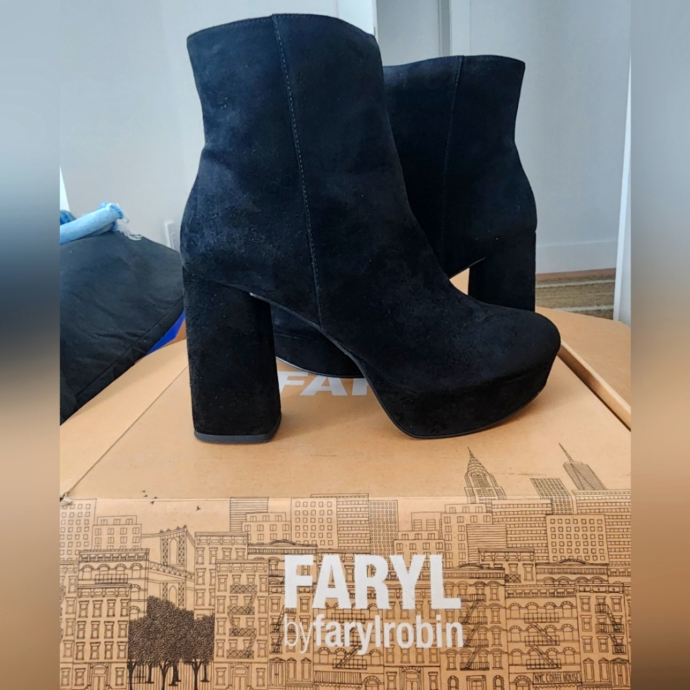 NIB suede platform boots.